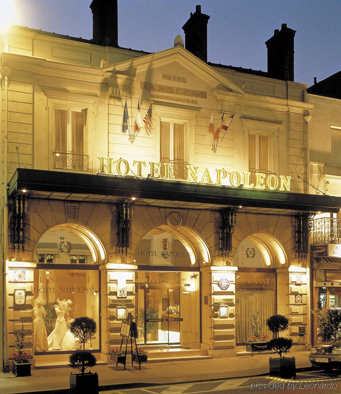 Hotel Restaurant Napoleon Fontainebleau Luaran gambar