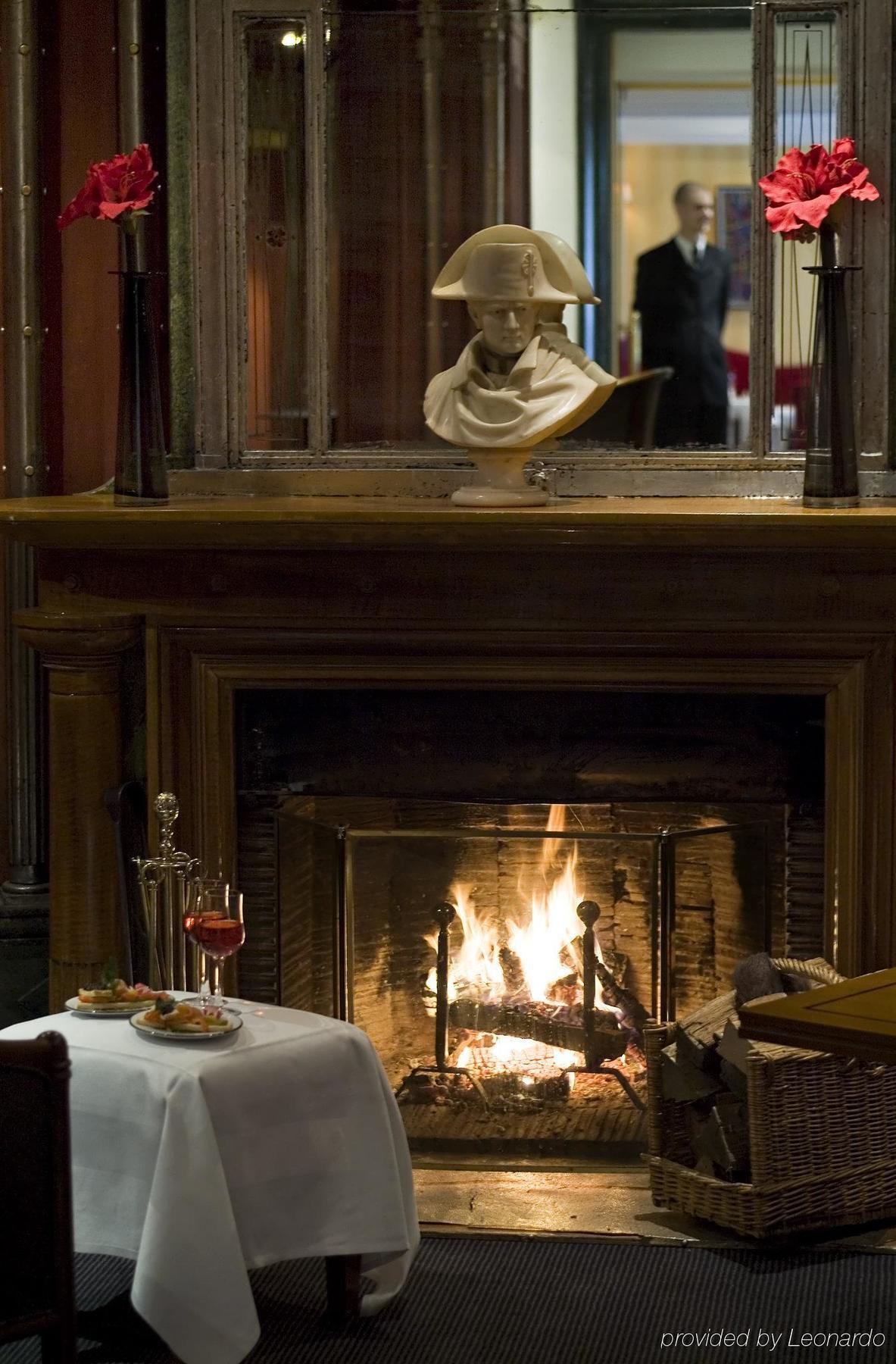 Hotel Restaurant Napoleon Fontainebleau Bilik gambar