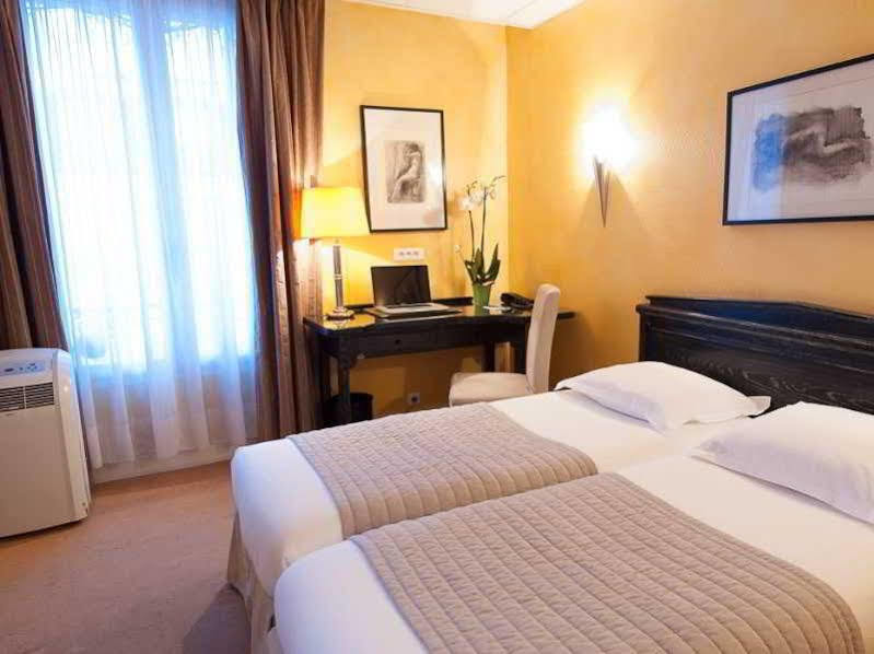 Hotel Restaurant Napoleon Fontainebleau Luaran gambar