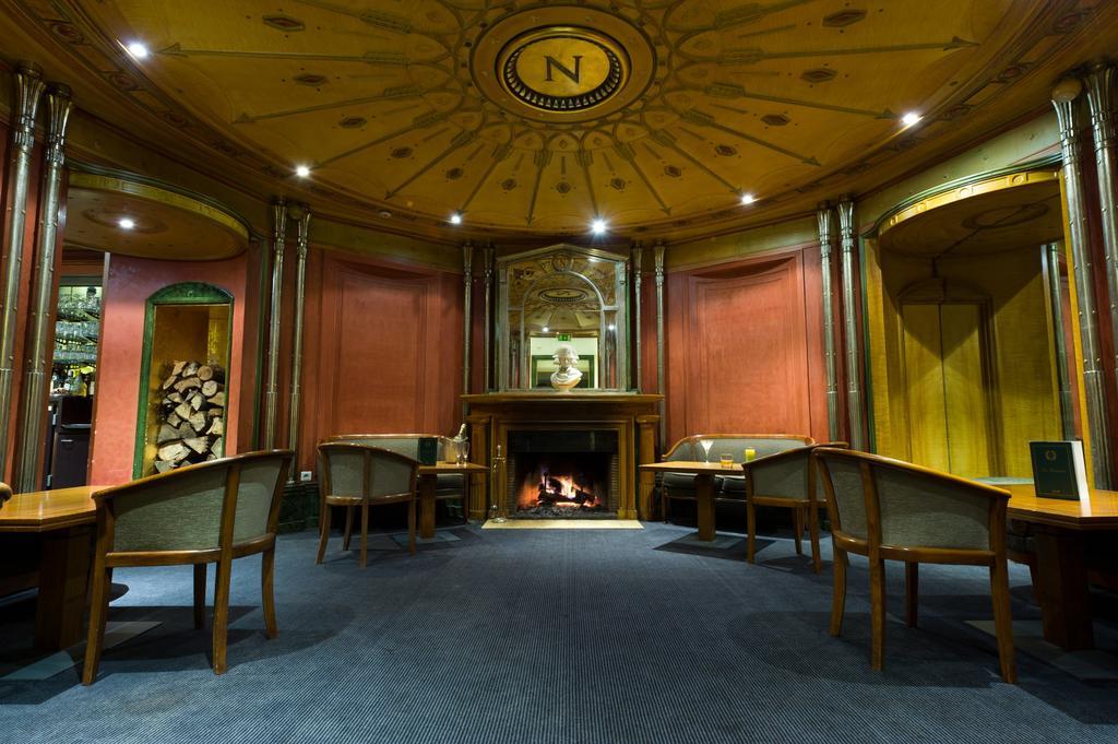 Hotel Restaurant Napoleon Fontainebleau Luaran gambar